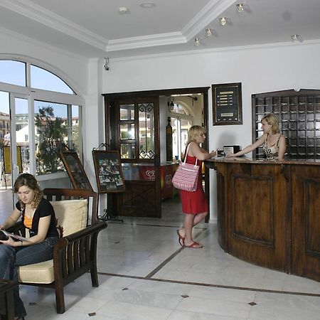 Hotel Sinatra Kemer Interno foto