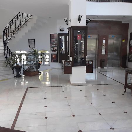 Hotel Sinatra Kemer Esterno foto