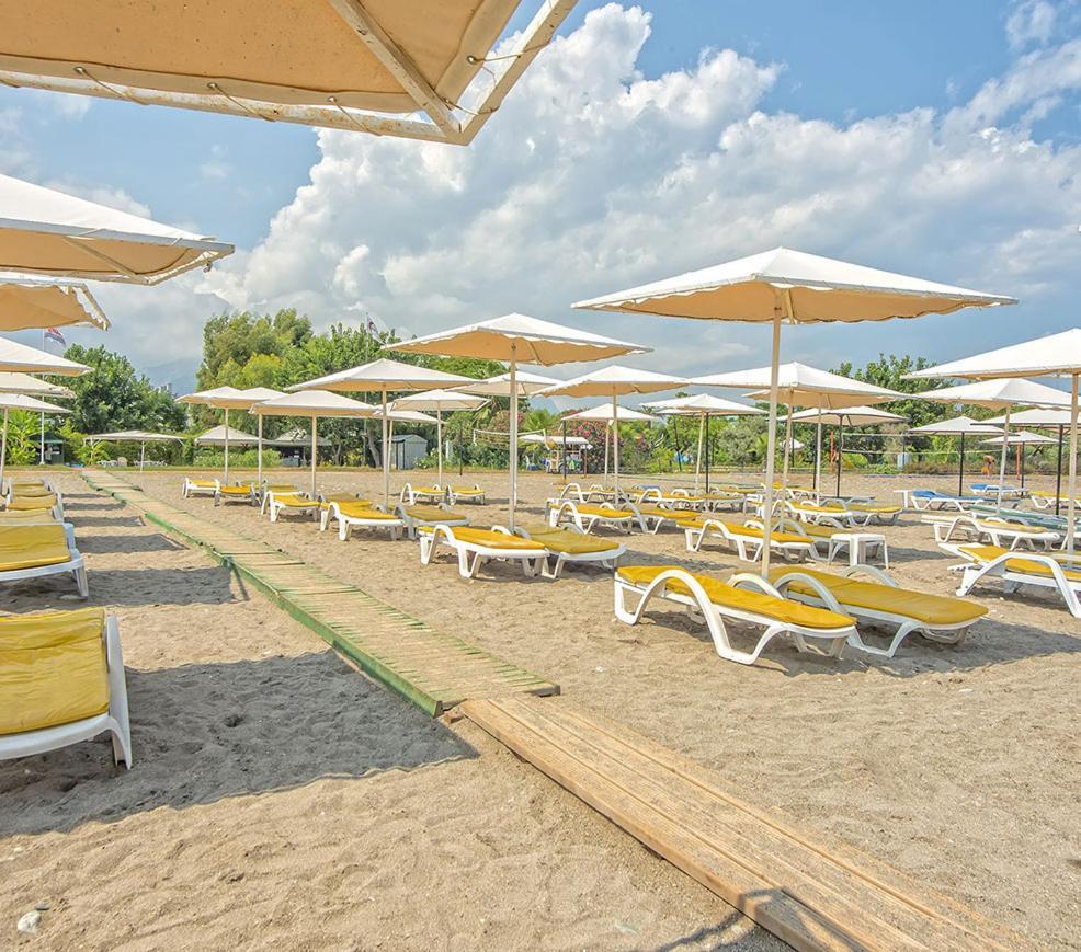 Hotel Sinatra Kemer Esterno foto