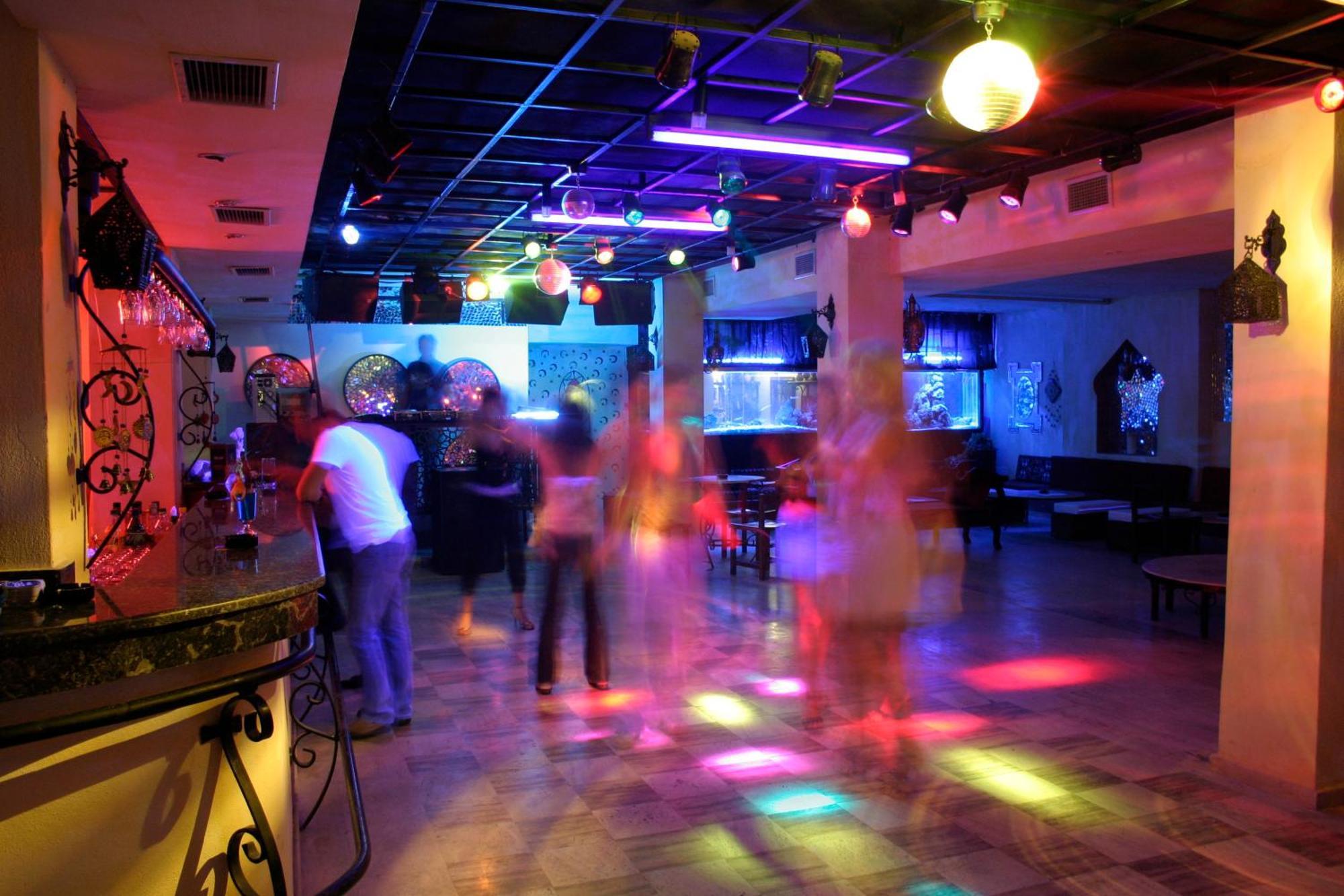 Hotel Sinatra Kemer Esterno foto