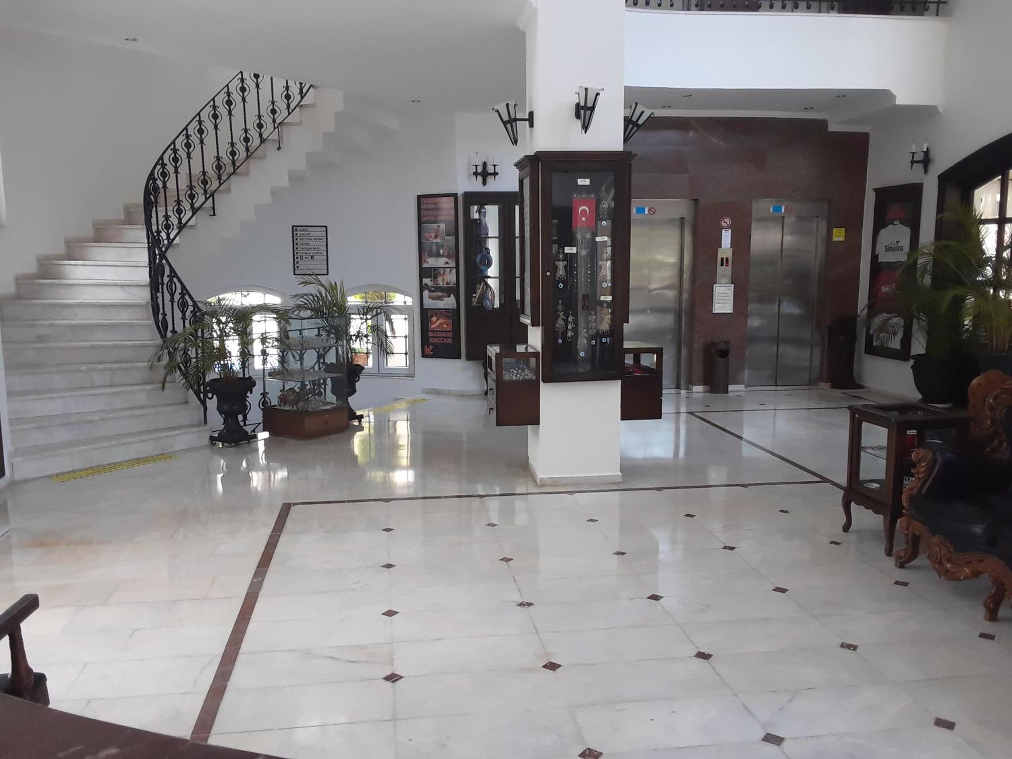 Hotel Sinatra Kemer Esterno foto